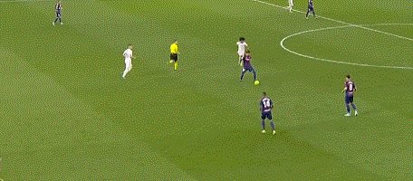 1652397296770098593.gif 6比0.gif