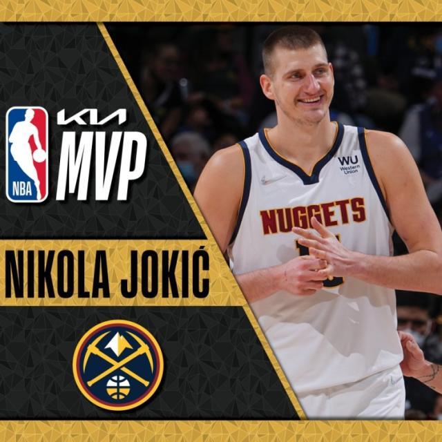 1652377738784026851.jpg 约基奇.jpg