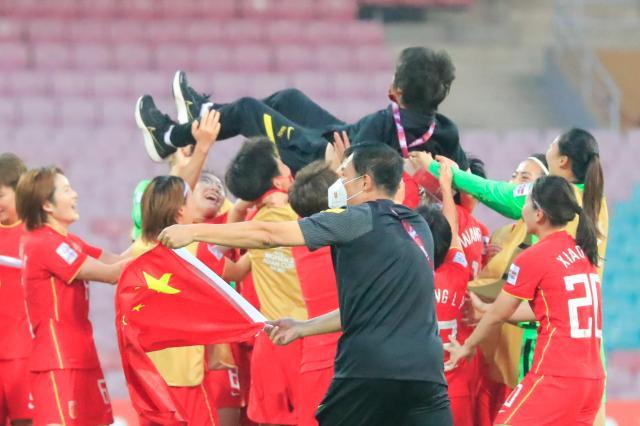 Kaiyun Sports-开云体育-水庆霞启示录：甘于隐忍基层 20年只干一件事