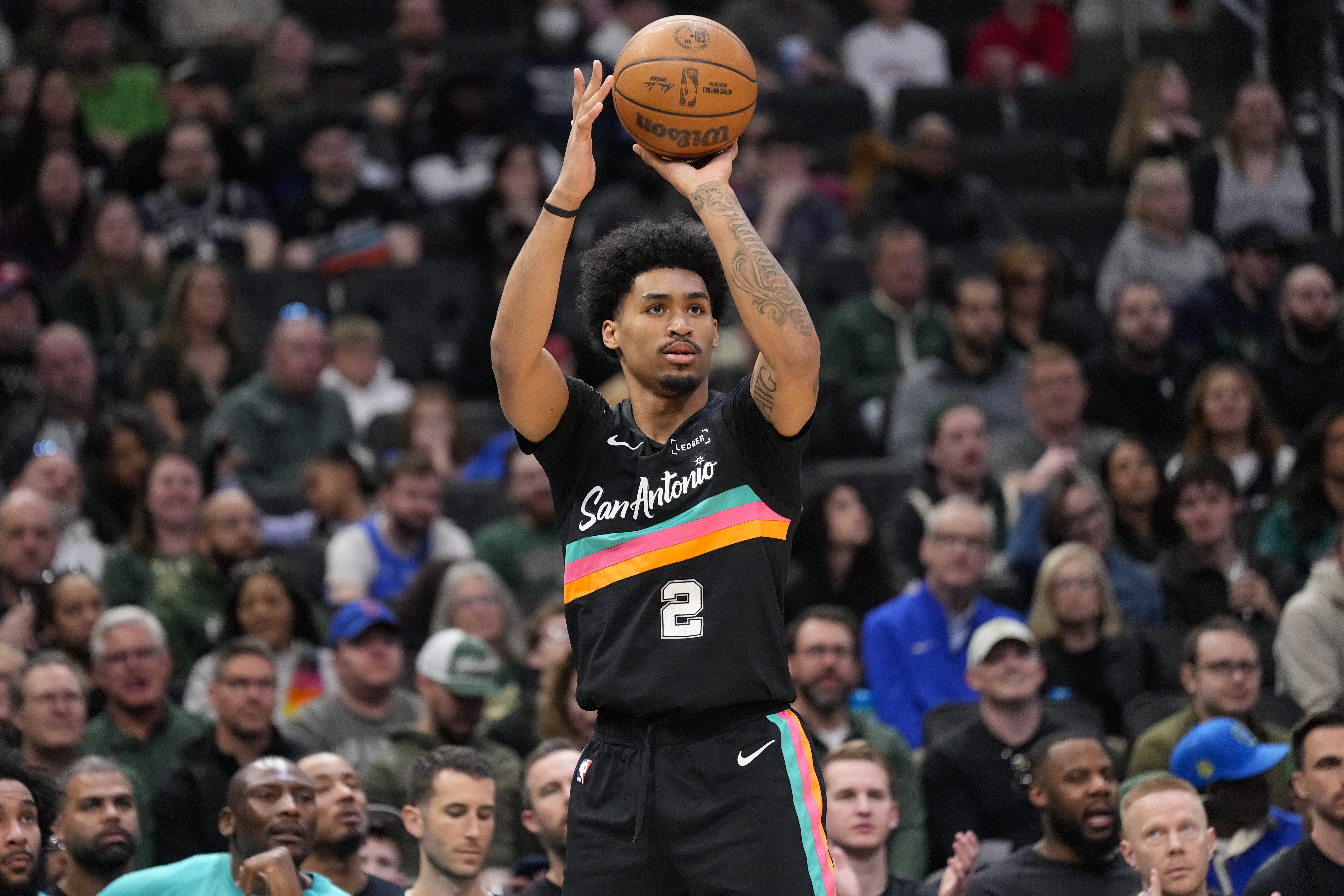 开云体育网页版入口-【菜鸟】哈珀17分3板4助 埃奇库姆15投14分8板3助 克莱顿10分11助